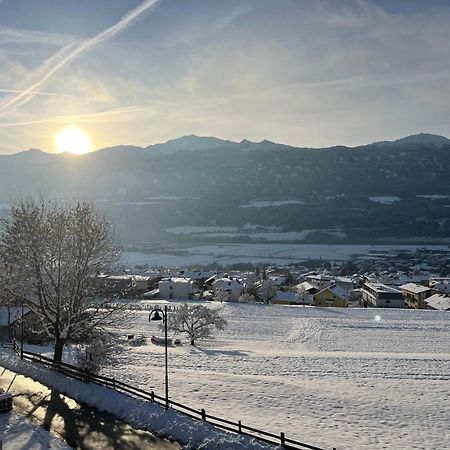 Apartments Karlhof อินส์บรุค ภายนอก รูปภาพ